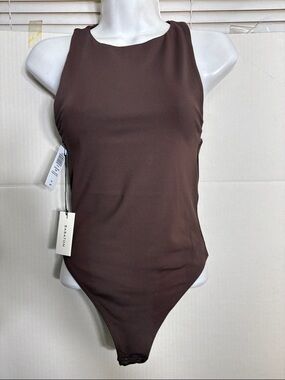 Aritzia Babaton color black coffee bean Contour '90s Bodysuit 8035